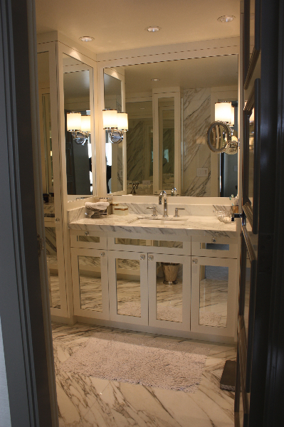 Master Vanity